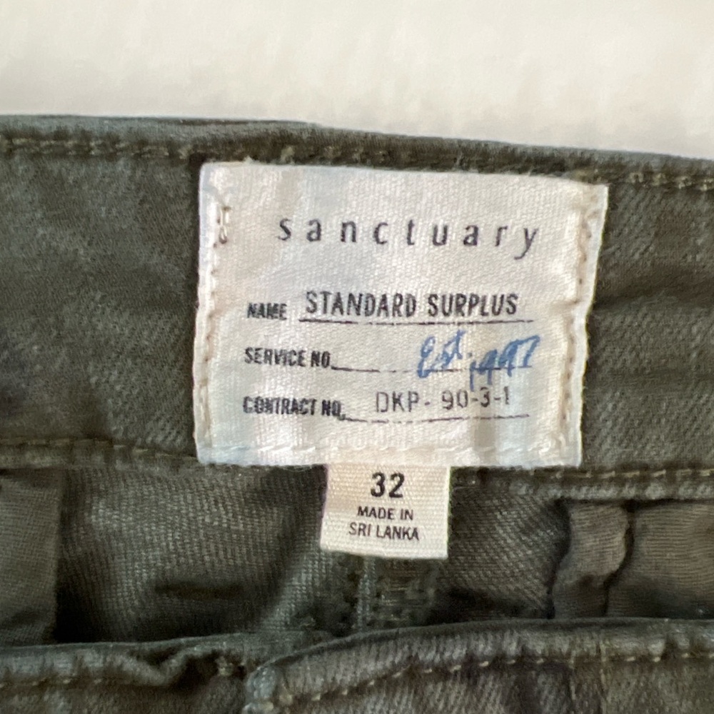 Sanctuary Standard Surplus Camo Skinny Jeans Women’s Size 32 Olive Green - Picture 4 of 4
